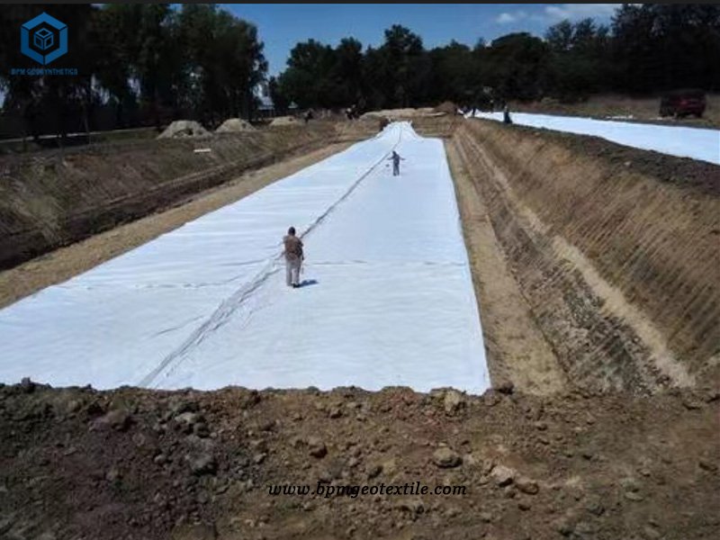 Tissu en polypropylène non tissé pour projet routier au Pérou