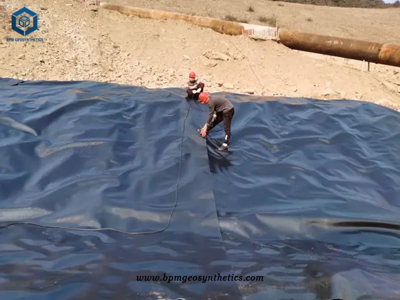 مشروع بطانة غشاء HDPE لمعالجة المخلفات في أستراليا