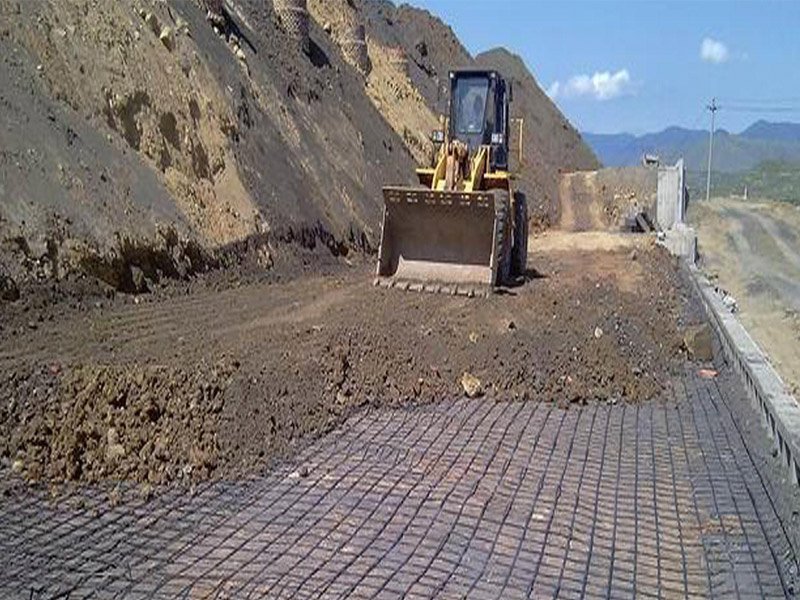 biaxial plastic geogrid for road reinforcement