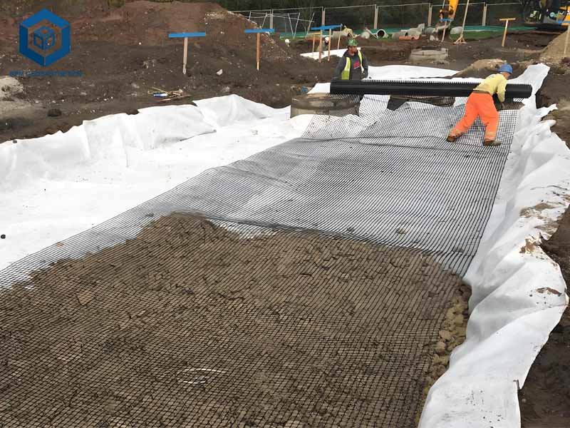 HDPE Geogrid Retaining Wall Installation for Soil Stabilization HDPE Geogrid Retaining Wall Installation for Soil Stabilization