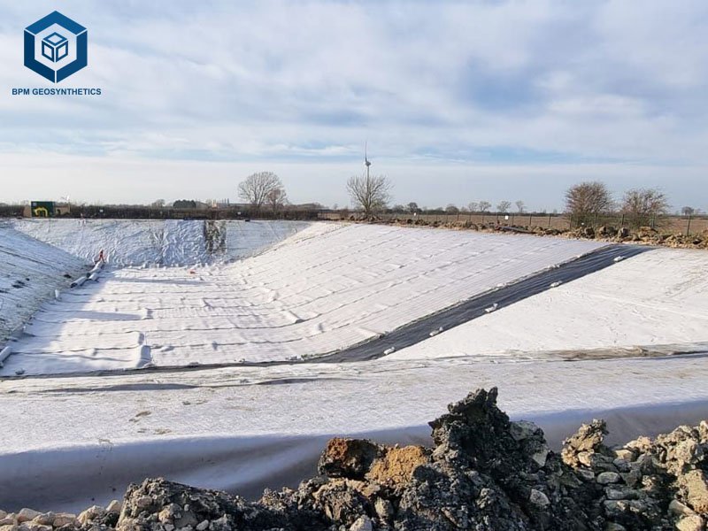 Super Geotextiles Geotextile 300 gr m2 for Dam Engineering Super Geotextiles Geotextile 300 gr m2 for Dam Engineering