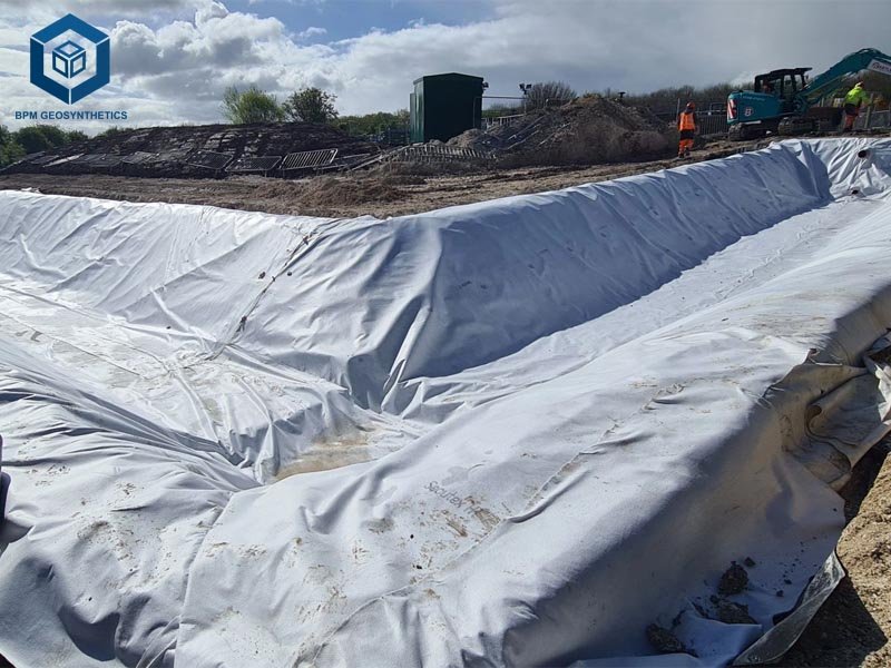 Woven and Non Woven Geotextiles Permeable Filter Fabric for Riverbank Protection Woven and Non Woven Geotextiles Permeable Filter Fabric for Riverbank Protection